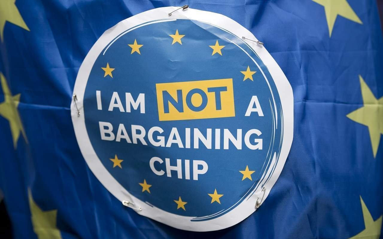 Economic Aid as Bargaining Chips