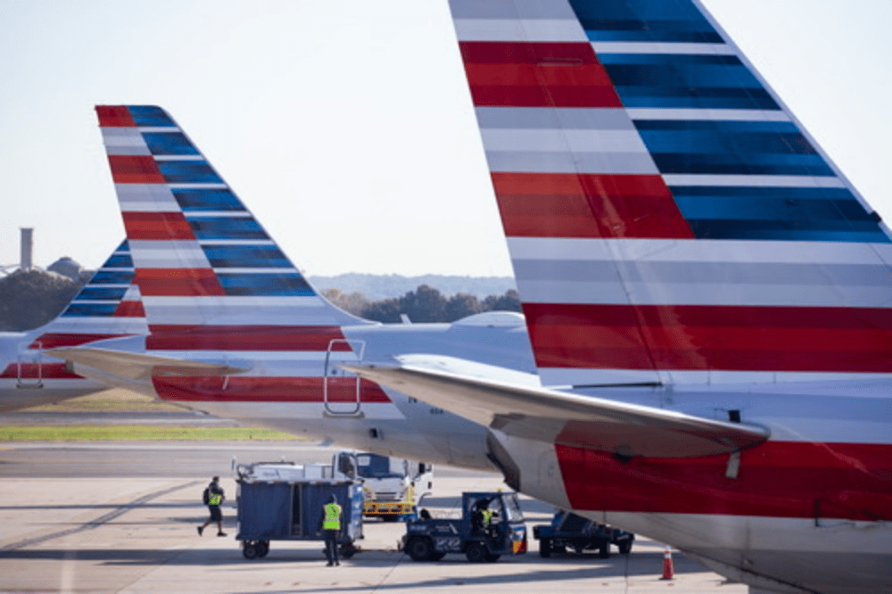 American Civil Aviation "Business Dismal" in the third quarter