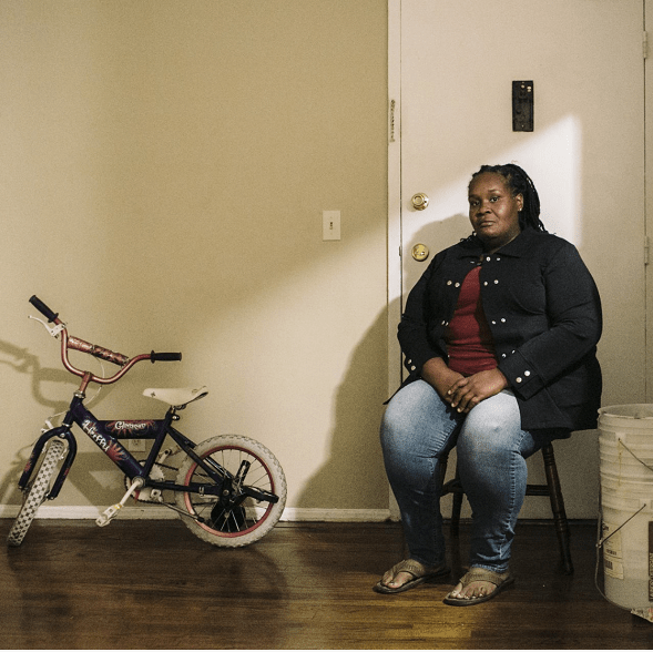 "This is life" The difficult experience of single mothers in the United States under the epidemic