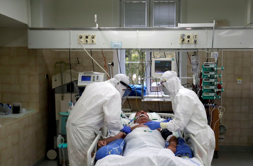 Czech Republic has tightened pandemic prevention and control measures again from January 30.