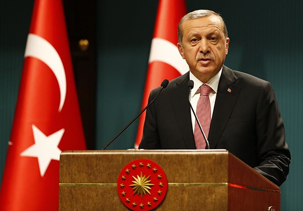 The Turkish President spoke by telephone with the Iranian President to discuss the Israeli-Palestinian situation