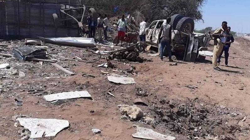 An explosion attack on the police in Somalia killed five policemen