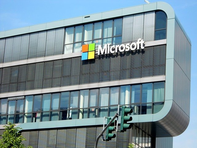 Microsoft : COVID-19 vaccine manufacturer has been attacked by hackers supported by foreign institutions