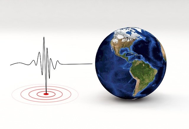 A 6.2 magnitude earthquake occurred in the Fiji Islands with a focal depth of 10 kilometers