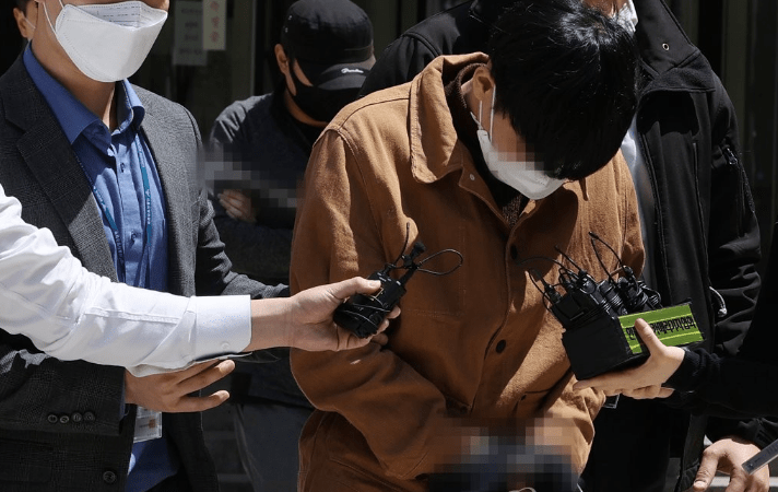 Fraud, selling guns and selling drugs! Two Korean "Room N" accomplices sentenced