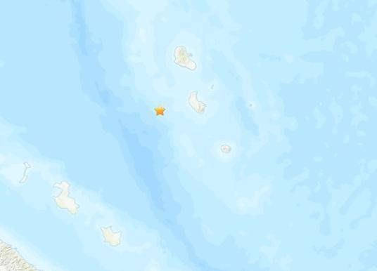 A 5.5 magnitude earthquake occurred in waters near Vanuatu with a focal depth of 40.7 km