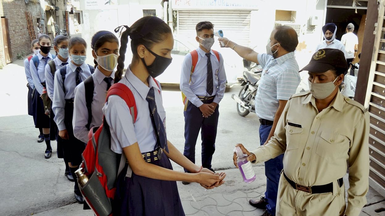 167 teachers and students in Haryana state, India, contracted with Coronavirus Pandemic, local government decided to close schools for several days