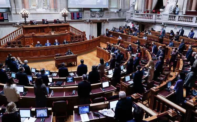 Portuguese parliament approves extension state of emergency for 15 days and will announce new anti-pandemic measures