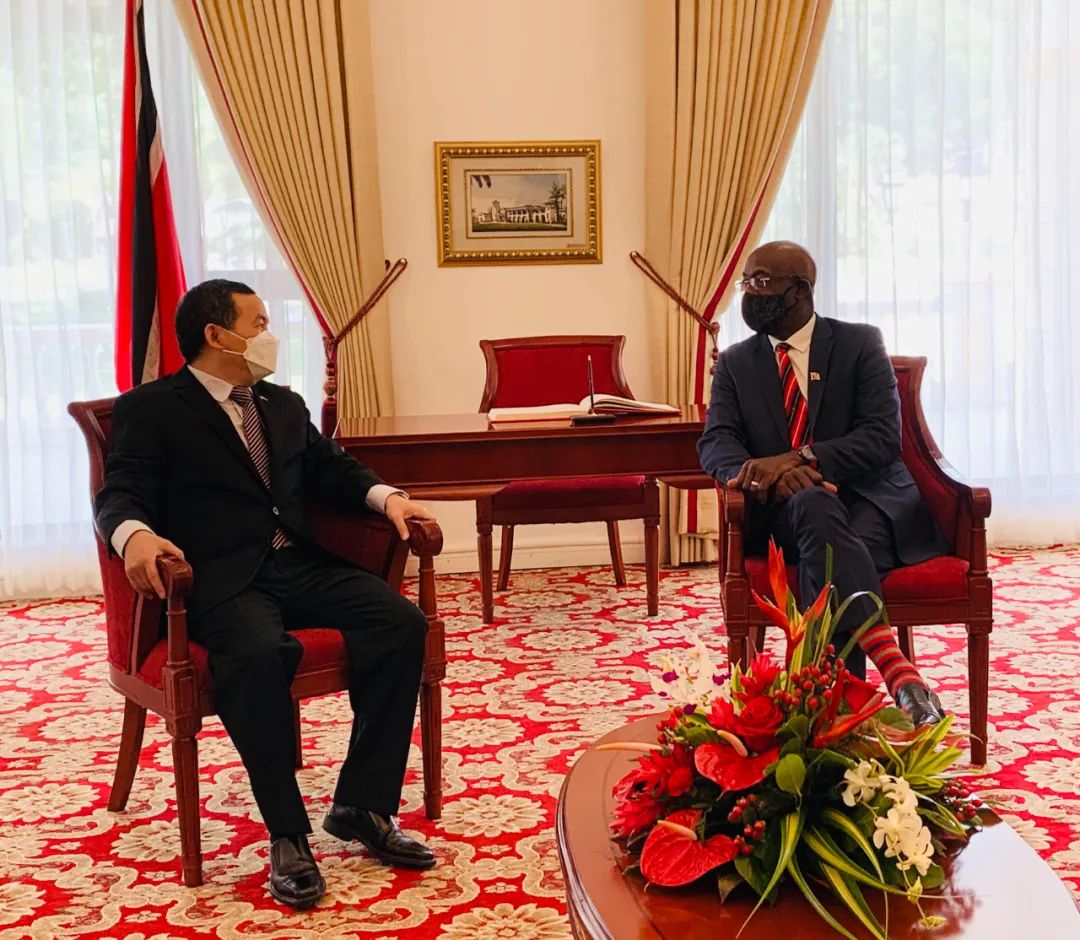 Ambassador to Trinidad and Tobago, Fang Ted and Tobago, met with Prime Minister Raleigh of Tedo