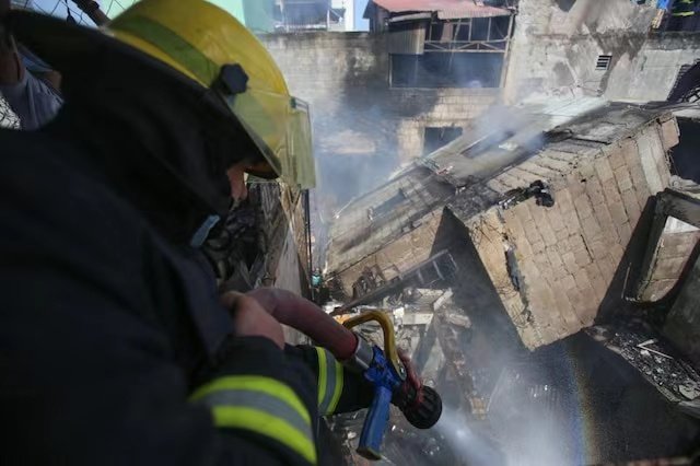 Fire and collapse of a residential house in the Philippines caused 2 deaths and 3 injuries