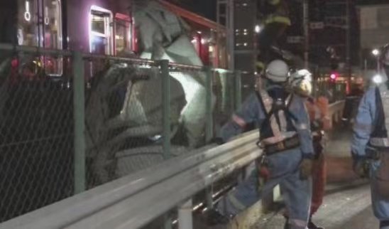 No casualties due to collision between train and car in Kobe, Japan