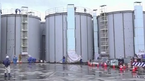 Excess radioactive substances were detected in groundwater around Japan's Fukushima nuclear power plant. The "nuclear sewage" entry plan triggered protests.