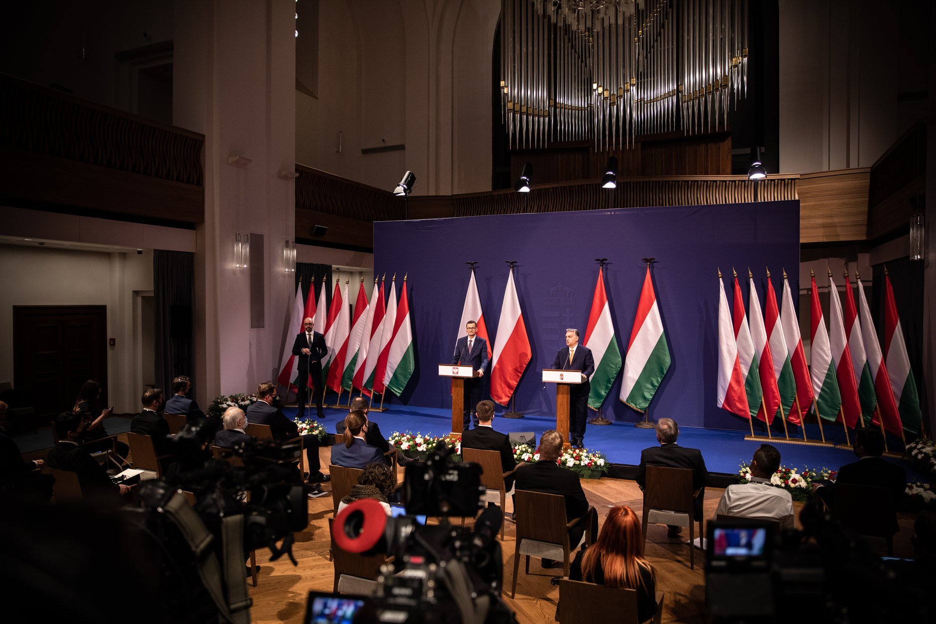 Poland and Hungary oppose linking the EU budget to the rule of law on the coordination of the EU's long-term budget
