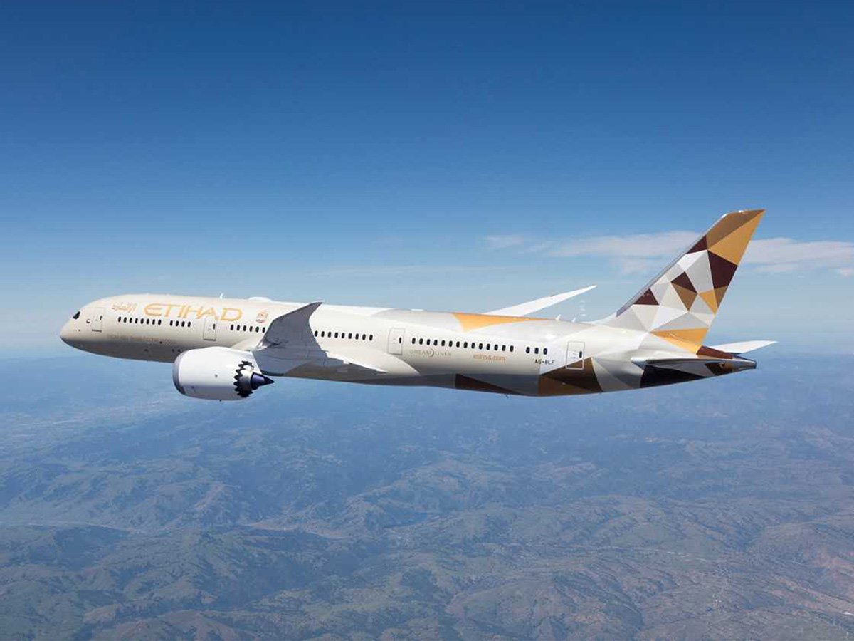 Emirates Etihad Airlines will resume its route from Abu Dhabi to Beijing in December.