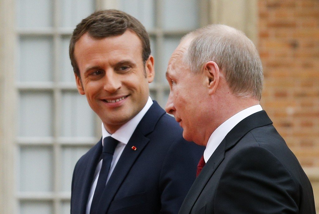 Russian President Putin and French President Macron spoke by phone to discuss the situation in the Naka region