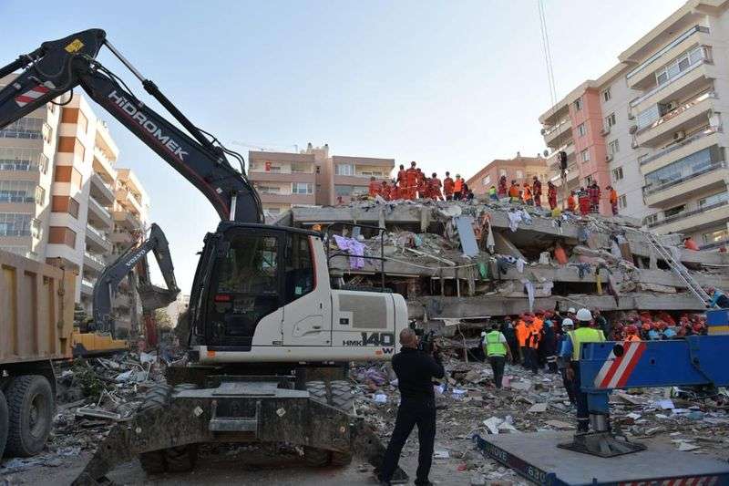Aegean earthquake : Turkey 39 dead 885 injured. rescue continues​