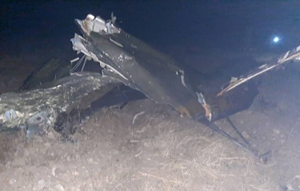 A patrol plane crashed in Kenya, killing 2 people.