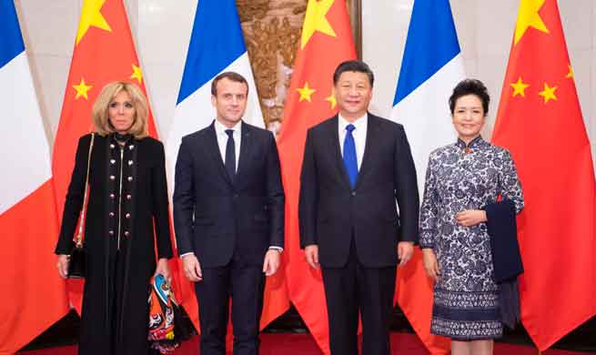 Xi Jinping talked to French President Macron on the phone
