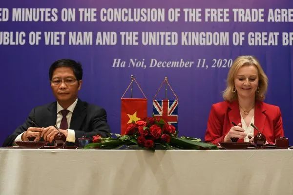 99% tariffs between Britain and Vietnam will be lifted in 7 years.