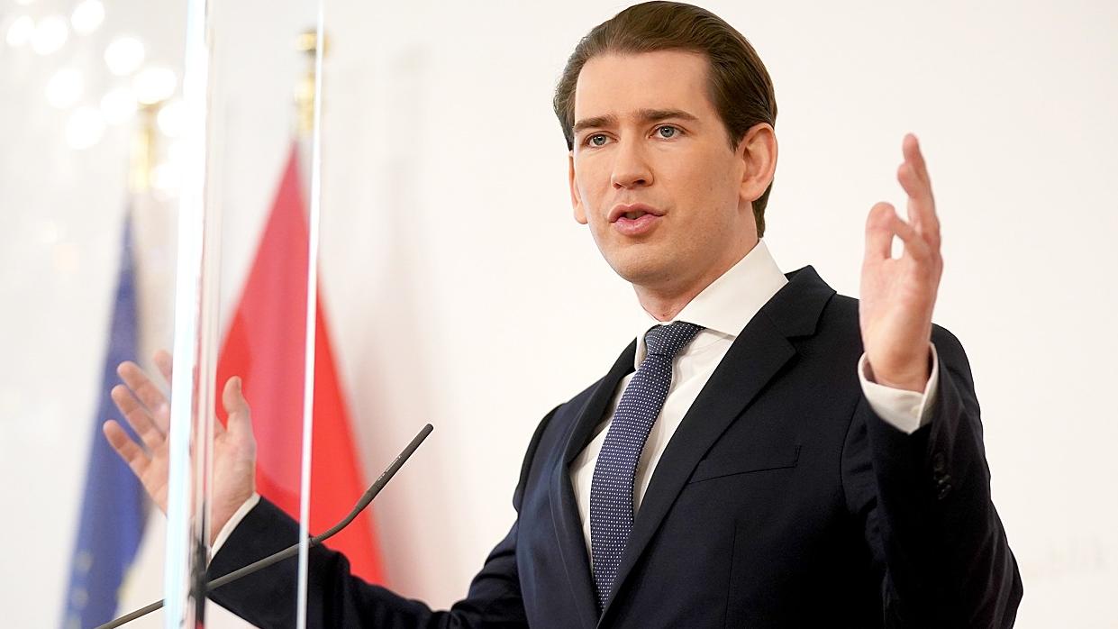 The Austrian government announced the gradual liberalization of "lockdown" measures from December 7.