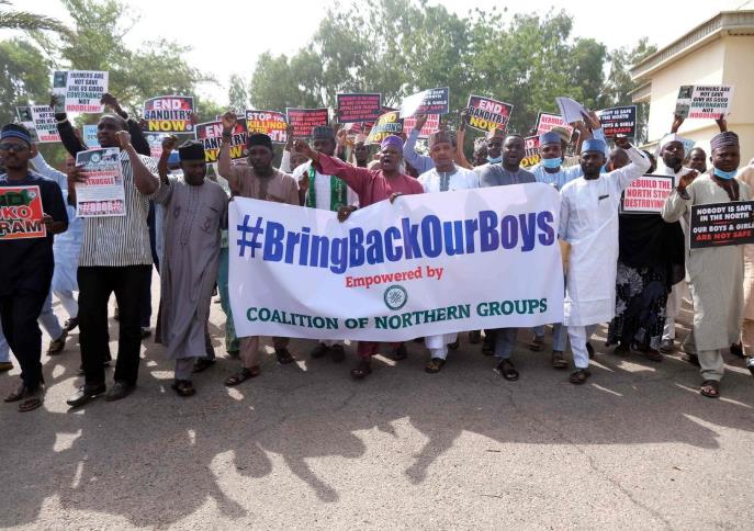 More than 300 kidnapped students in Nigeria have been released and will meet with the President.