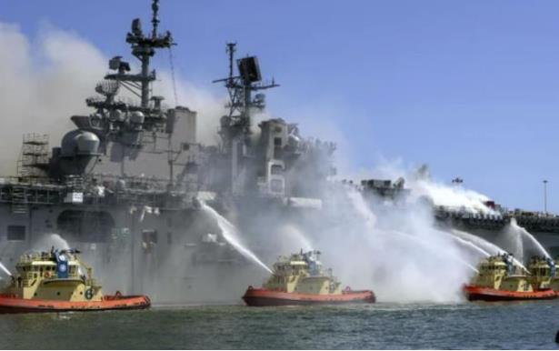 The U.S. Navy announced the scrapping of the quasi-aircraft carrier "Goodman Richard": It burned for nearly 5 days.