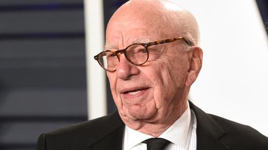 89-year-old media tycoon Murdoch is vaccinated against the novel coronavirus in the UK