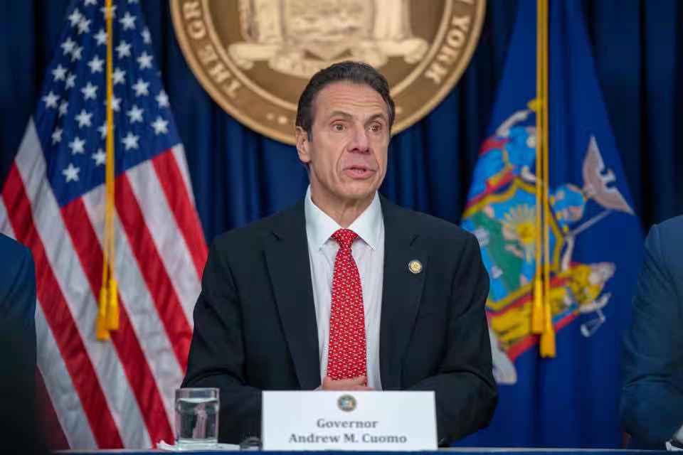 New York State announces emergency measures for hospitals to respond to "new battles"