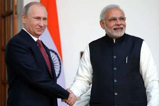 Putin cancelled his visit and quarreled in India.