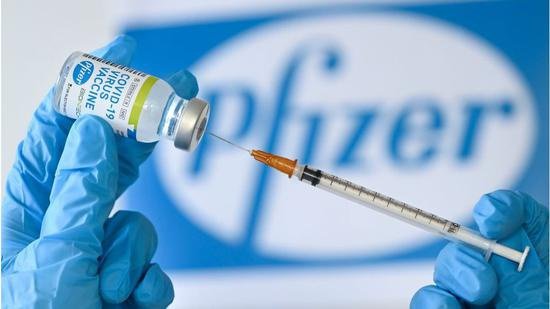 An 88-year-old man in Israel died after being vaccinated against Pfizer, the second case in the country.