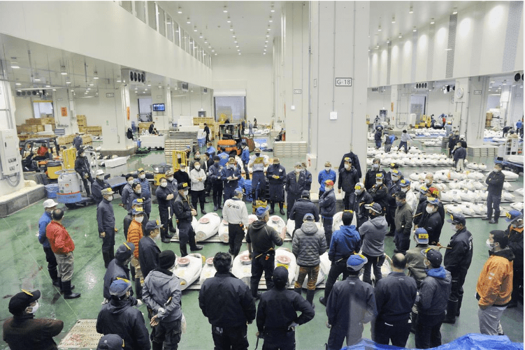 Outbreak in Japan's largest aquatic market: 160 people diagnosed and still open for business