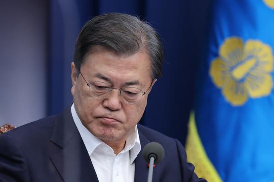 South Korean President Moon Jae-in apologizes to the people: the political situation is chaotic