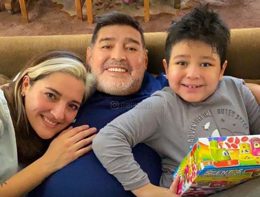 Maradona's last audio sent to his ex-wife and his friend : Take care of her and my son.
