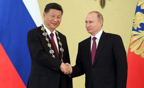 Xi Jinping talked to Russian President Putin on the phone