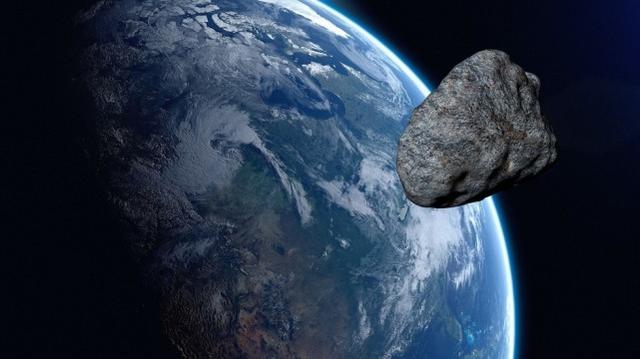 NASA: Asteroids about the size of the Eiffel Tower are flying to Earth