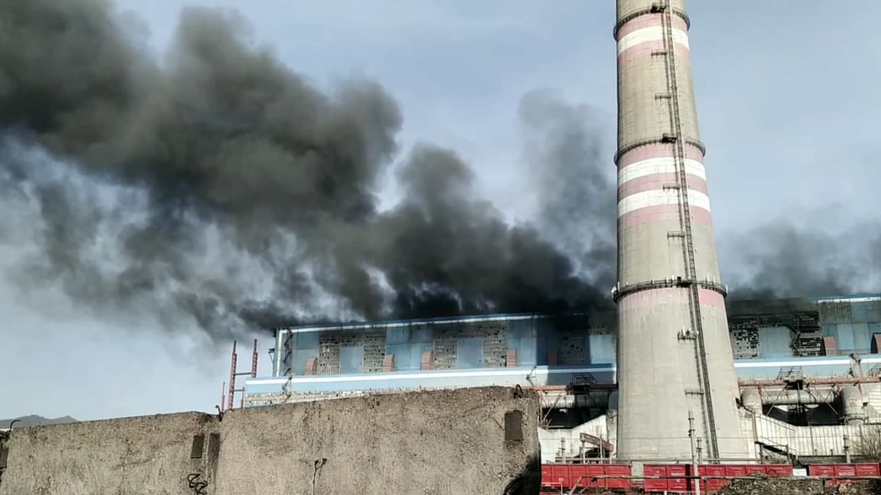 An explosion occurred at a thermal power station in Uzbekistan, killing 3 people and injuring 3 others.