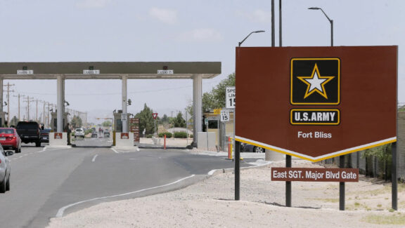 The U.S. military base exposed sexual scandal again. A 19-year-old female victim died in a barracks on New Year's Eve.
