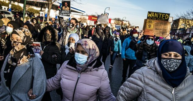 Protest against the violent enforcement of police law, Minneapolis, the United States, held a demonstration in the New Year.