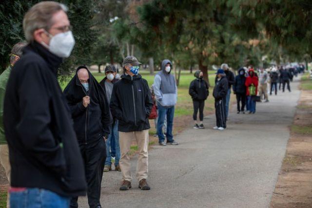 U.S. Centers for Disease Control and Prevention: People must wear masks on public transportation since February 2.