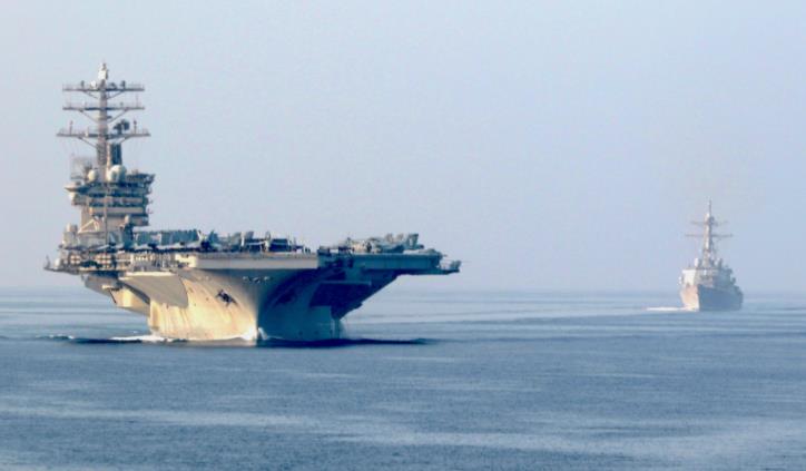 The U.S. military suddenly changed its decision: aircraft carriers preparing to return home will remain in the Middle East.