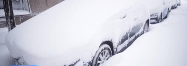 Heavy snow in Spain has killed 4 people.