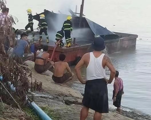 A tanker caught fire in Ayeyarwaddy Province, Myanmar, killing 1 and injuring 3 others