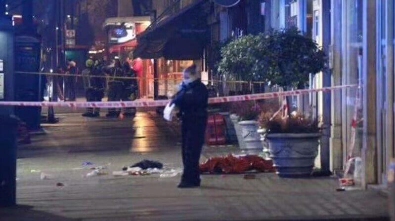 A knife attack occurred on New Year's Eve in London, 3 people were injured