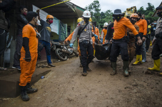 Landslides in West Java, Indonesia killed 11 people