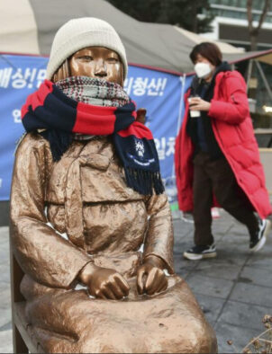 Thirty difficult to stand? More than half of South Korea's unmarried young people in their thirties are gnawing old!