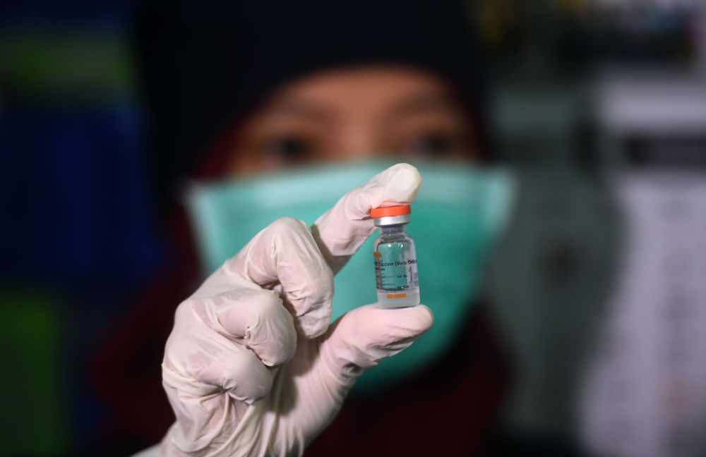Cambodia held a training ceremony for vaccination By Chinese coronavirus vaccine.