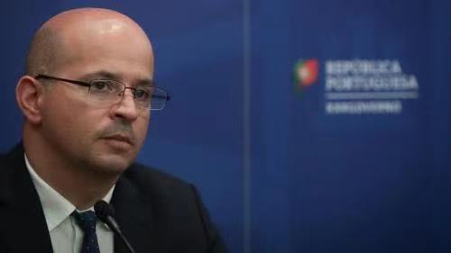 Portuguese Finance Minister João Leo tested positive for COVID-19