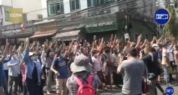 Popular protests broke out in Yangon, Myanmar. The military dispatched the military and police to control the situation.