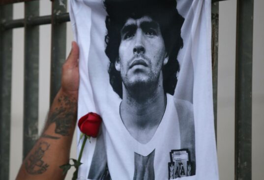 Maradona's death has new doubts: Doctors are suspected to be preparing for his affairs one month in advance.