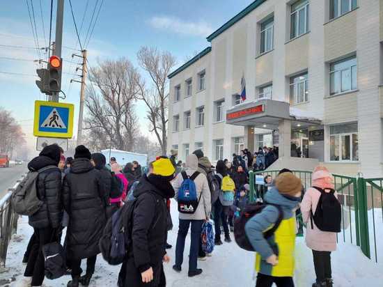 Hundreds of schools in the Russian Far East were suspended due to bomb threats.